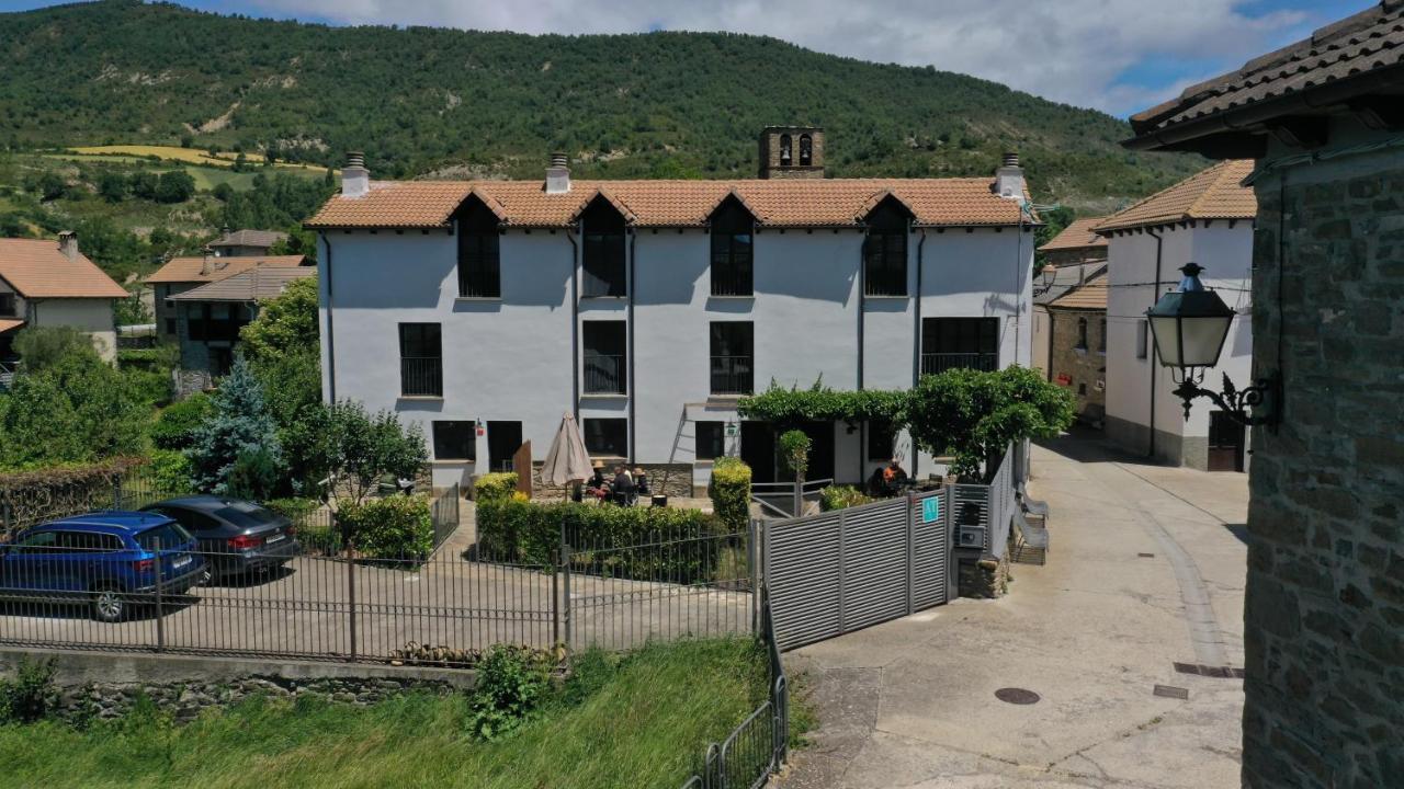 Casas Pirineos Leilighet Sabiñánigo Eksteriør bilde